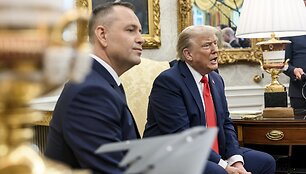 Karolis Nawrockis ir Donaldas Trumpas / Joyce Boghosian/White House / ZUMAPRESS.com