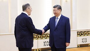 Sergejus Lavrovas ir Kinijos prezidentas / Ding Lin / ZUMAPRESS.com
