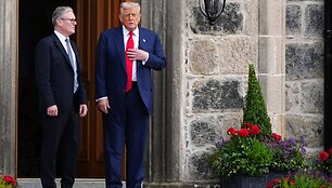 D. Trumpas su K. Starmeriu / Jane Barlow / AP