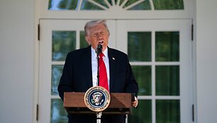 Donaldas Trumpas / Allison Robbert - Pool via CNP / ZUMAPRESS.com