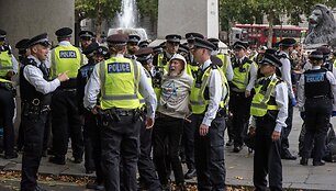 Londono policija / Krisztian Elek / ZUMAPRESS.com