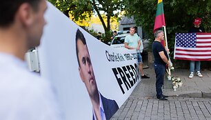 Prie JAV ambasados Vilniuje vyko atminimo renginys / Robertas Riabovas/BNS nuotr.