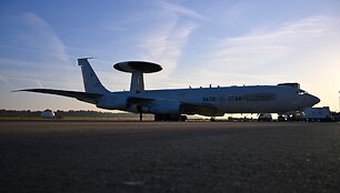 AWACS orlaivis Lenkijoje / JOHN THYS / AFP