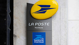 Prancūzijos valstybinė pa&scaron;to tarnyba &bdquo;La Poste&ldquo; / MARTIN LELIEVRE / AFP