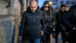 J. Moretti su žmona / FABRICE COFFRINI / AFP