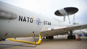AWACS / PAU BARRENA / AFP