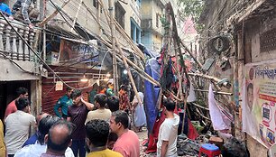 Žemės drebėjimas Banglade&scaron;e / Mohammad Ponir Hossain / REUTERS