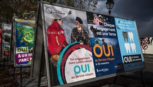 Plakatai &Scaron;veicarijoje / FABRICE COFFRINI / AFP