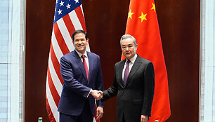 Marco Rubio ir Wangas Yi /  / AP