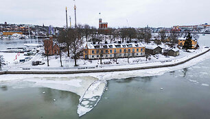 Nuskendusio laivo liekanos Stokholme / JONATHAN NACKSTRAND / AFP