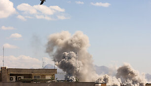 JAV ir Izraelio oro atakos Teherane. / Majid Asgaripour / Reuters nuotr.