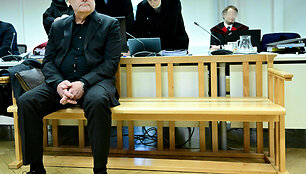 E. Ottas / ROLAND SCHLAGER / AFP
