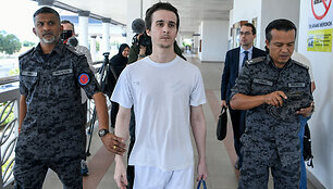 Tomas Felixas / HAKIM MUSTAPHA / AFP