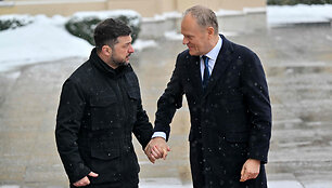 Besibaigiant deryboms Abu Dabyje / Sergei Supinsky / AFP nuotr.