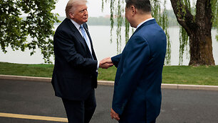 Donaldas Trumpas ir Xi Jinpingas / EVAN VUCCI / AFP