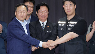 YONHAP NEWS AGENCY / via REUTERS