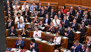 Vengrijos parlamentas / ATTILA KISBENEDEK / AFP