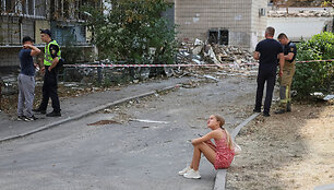 Rusijos smūgių Kyjive padariniai / Gleb Garanich / REUTERS