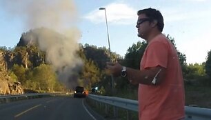 Norvegijoje degė lietuvių BMW