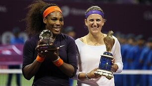 VIDEO kadras: Viktorija Azarenka po atkaklios kovos Kataro finale nugalėjo Sereną Williams