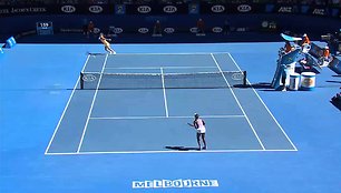 VIDEO kadras: „Australian Open“ finale kovos Viktorija Azarenka ir Li Na