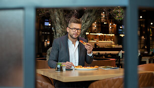Garsus &scaron;efas įvertino Vilniuje duris atvėrusį restoraną &bdquo;Olive Kitchen&ldquo;