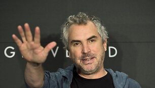 Alfonso Cuar&oacute;nas