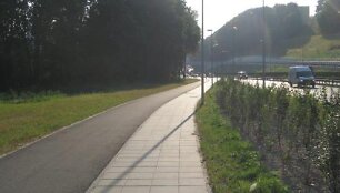 Dviratininkams &ndash; naujas dviračių takas &scaron;alia Geležinio Vilko gatvės