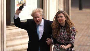 Borisas Johnsonas ir Carrie Symonds