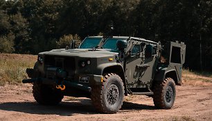 JLTV visureigis