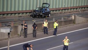 Virtinę avarijų Berlyne specialiai sukėlė &scaron;io automobilio vairuotojas