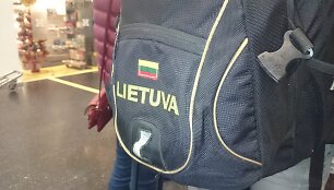 Palaikyti lietuvių Londone i&scaron;vyko 1400 futbolo sirgalių