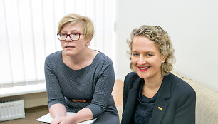 Ingrida &Scaron;imonytė ir Aušrinė Armonaitė