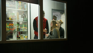 Naktinė prekyba alkoholiu