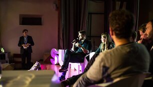 Panel diskusijas su Mindaugu Glodu