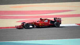 F-1 penktadienio treniruotės prie&scaron; Bahreino GP