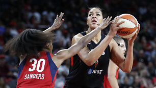 Liz Cambage