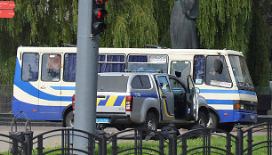 Vyras užgrobė autobusą Lucko centre