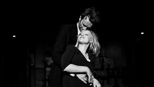Joanna Kulig ir Tomaszas Kotas filme &bdquo;&Scaron;altasis karas&ldquo;