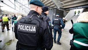 Policijos pareigūnų ir kitų tarnybų pratybos Dariaus ir Girėno stadione