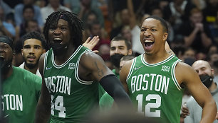 „Celtics“ žaidėjai Robertas Williamsas ir Grantas Williamsas