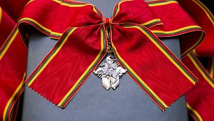 Dalia Grybauskaitė apdovanojo ordinu „Už nuopelnus Lietuvai“ Didžiuoju kryžiumi Vokietijos gynybos ministrę Ursula von der Leyen