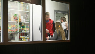 Naktinė prekyba alkoholiu