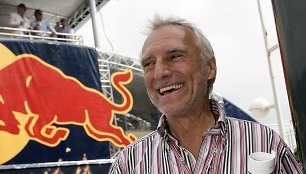 Mirė „Red Bull“ įkūrėjas Dietrichas Mateschitzas