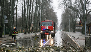 Palangoje siaučia audra