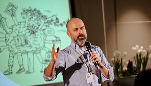 Režisierius, Kūrybinių jungčių programų kuratorius Justas Tertelis