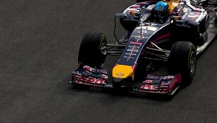 &bdquo;Red Bull&ldquo; bolidas