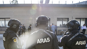 Lietuvos policijos antiteroristinių operacijų rinktinės „Aras“ šaudyklos bei treniruočių bazės atidarymo ceremonija