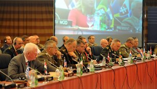 Jonas Vytautas Žukas (centre) dalyvavo NATO karinio komiteto i&scaron;važiuojamoje konferencijoje Kroatijoje.