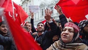 Turkijoje vyksta protestai prie&scaron; Nyderlandus